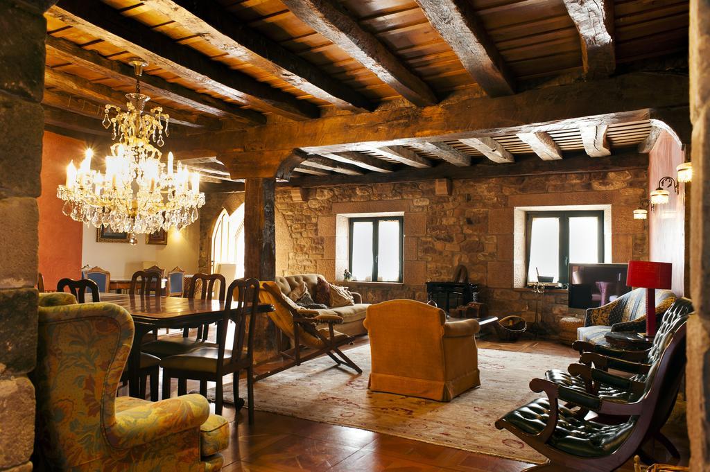 La Casa De Las Brujas Otel Barrio  Dış mekan fotoğraf