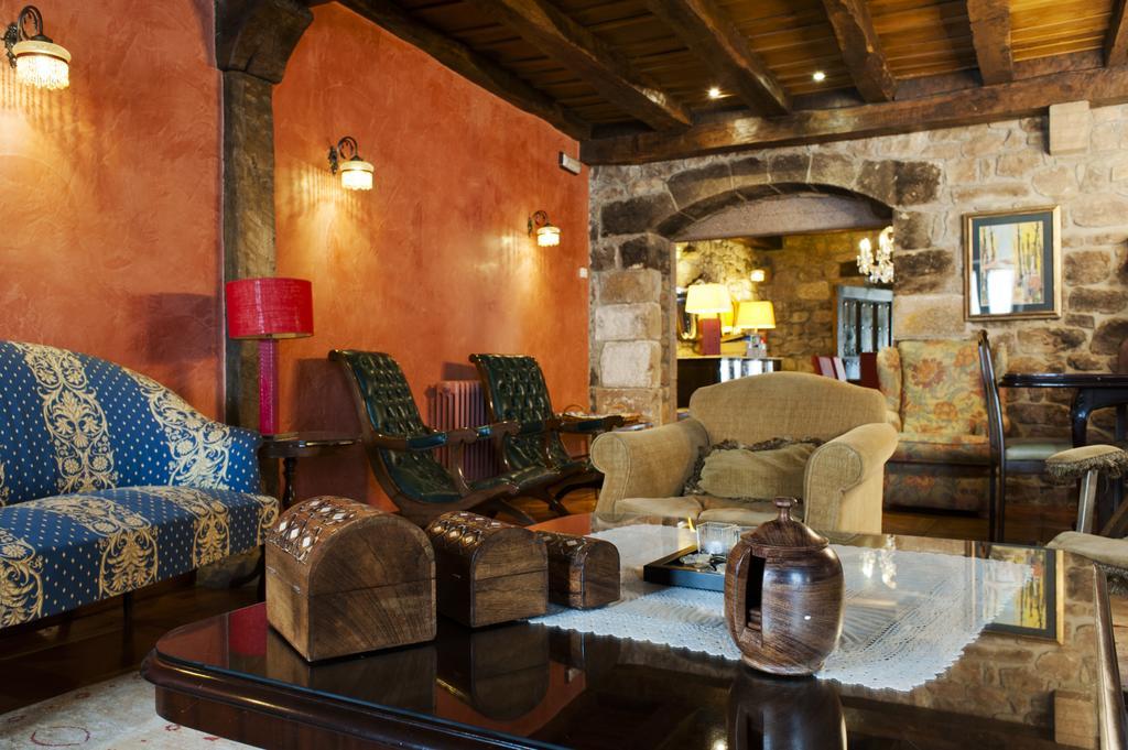 La Casa De Las Brujas Otel Barrio  Dış mekan fotoğraf